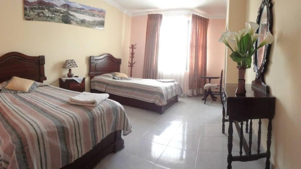 Hotel La Torre Tupiza Zewnętrze zdjęcie